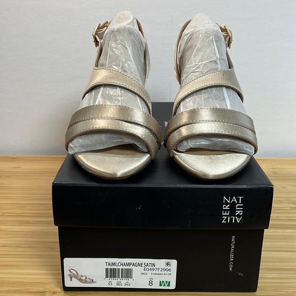 Naturalizer Taimi Champagne Satin 8 Wide Sandal Shoes